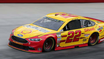 BRISTOL, TN - AUGUST 18: Joey Logano, driver of the #22 Shell Pennzoil Ford, practices for the Monster Energy NASCAR Cup Series Bass Pro Shops NRA Night Race at Bristol Motor Speedway on August 18, 2017 in Bristol, Tennessee. (Photo by Jerry Markland/Getty Images)
