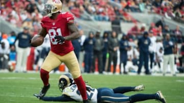 January 3, 2016; Santa Clara, CA, USA; San Francisco 49ers wide receiver Anquan Boldin (81) runs past St. Louis Rams cornerback Janoris Jenkins (21) for a touchdown during the second quarter at Levi
