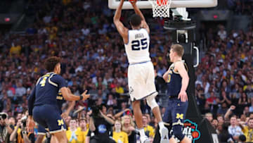 SAN ANTONIO, TX - APRIL 02: Mikal Bridges (Photo by Tom Pennington/Getty Images)