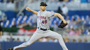 MIAMI, FLORIDA - MAY 17: Jacob deGrom #48 of the New York Mets delivers a pitch in the first inning against the Miami Marlins at Marlins Park on May 17, 2019 in Miami, Florida. (Photo by Michael Reaves/Getty Images)