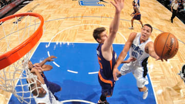 ORLANDO, FL - NOVEMBER 23: Aaron Gordon #00 of the Orlando Magic shoots a lay up during the game against the Phoenix Suns on November 23, 2016 at Amway Center in Orlando, Florida Or. NOTE TO USER: User expressly acknowledges and agrees that, by downloading and or using this Photograph, user is consenting to the terms and conditions of the Getty Images License Agreement. Mandatory Copyright Notice: Copyright 2016 NBAE (Photo by Fernando Medina/NBAE via Getty Images)