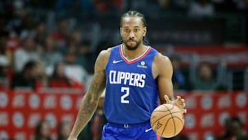 LOS ANGELES, CA - NOVEMBER 3: Kawhi Leonard #2 of the LA Clippers handles the ball against the Utah Jazz on November 3, 2019 at STAPLES Center in Los Angeles, California. NOTE TO USER: User expressly acknowledges and agrees that, by downloading and/or using this Photograph, user is consenting to the terms and conditions of the Getty Images License Agreement. Mandatory Copyright Notice: Copyright 2019 NBAE (Photo by Chris Elise/NBAE via Getty Images)