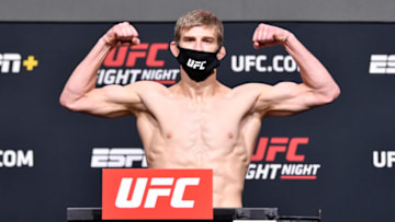 LAS VEGAS, NEVADA - APRIL 09: In this handout image provided by UFC, Arnold Allen of England poses on the scale during the UFC weigh-in at UFC APEX on April 09, 2021 in Las Vegas, Nevada. (Photo by Chris Unger/Zuffa LLC via Getty Images)