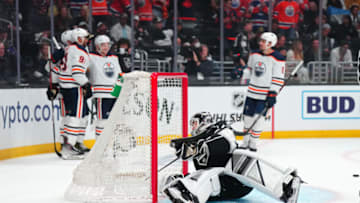 Edmonton Oilers celebrate goal. Mandatory Credit: Kirby Lee-USA TODAY Sports