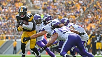 PITTSBURGH, PA - SEPTEMBER 17: Le'Veon Bell
