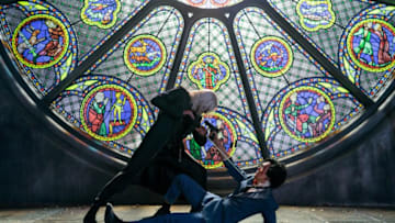 COWBOY BEPOP (L to R) ALEX HASSELL as VICIOUS and JOHN CHO as SPIKE SPIEGEL of COWBOY BEPOP Cr. GEOFFREY SHORT/NETFLIX © 2021