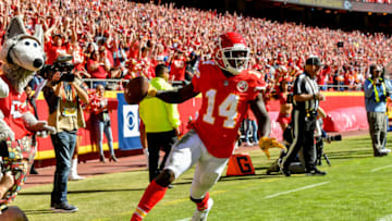 KANSAS CITY, MO - OCTOBER 28: Sammy Watkins #14 of the Kansas City Chiefs turns after scoring a touchdown during the second half against the Denver Broncos at Arrowhead Stadium on October 28, 2018 in Kansas City, Missouri. (Photo by Peter Aiken/Getty Images)