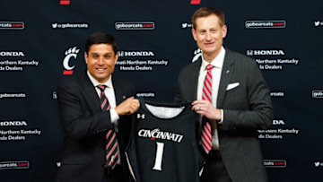 Wes Miller and John Cunningham at press conference. The Enquirer.