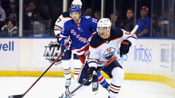 NEW YORK, NEW YORK - JANUARY 03: Zach Hyman #18 of the Edmonton Oilers skates against the New York Rangers at Madison Square Garden on January 03, 2022 in New York City. The Rangers defeated the Oilers 4-1. (Photo by Bruce Bennett/Getty Images)