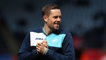 SWANSEA, WALES - APRIL 02: Gylfi Sigurdsson of Swansea City warms up prior to the Premier League match between Swansea City and Middlesbrough at the Liberty Stadium on April 2, 2017 in Swansea, Wales. (Photo by Michael Steele/Getty Images)