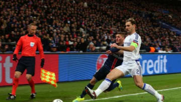 PARIS, FRANCE - FEBRUARY 16 : Marco Verratti Camara of Paris St Germain and Branislav Ivanovic of Chelsea during the UEFA Champions League match between Paris Saint-Germain and Chelsea at Parc des Princes on February 16, 2016 in Paris, France. (Photo by Catherine Ivill - AMA/Getty Images)