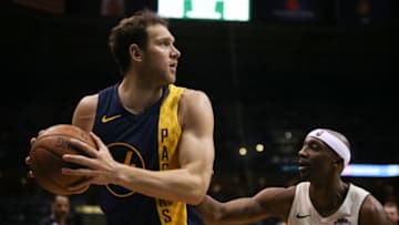 MILWAUKEE, WI - MARCH 02: Bojan Bogdanovic #44 of the Indiana Pacers handles the ball while being guarded by Jason Terry #3 of the Milwaukee Bucks in the fourth quarter at the Bradley Center on March 2, 2018 in Milwaukee, Wisconsin. NOTE TO USER: User expressly acknowledges and agrees that, by downloading and or using this photograph, User is consenting to the terms and conditions of the Getty Images License Agreement. (Dylan Buell/Getty Images)