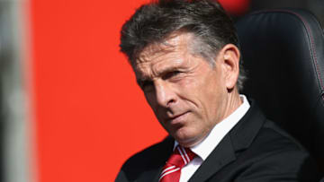 SOUTHAMPTON, ENGLAND - SEPTEMBER 18: Claude Puel, Manager of Southampton looks on during the Premier League match between Southampton and Swansea City at St Mary's Stadium on September 18, 2016 in Southampton, England. (Photo by Bryn Lennon/Getty Images)