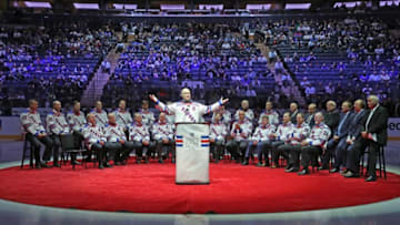 NEW YORK, NEW YORK - FEBRUARY 08: Mark Messier and the New York Rangers Stanley Cup winning team of 1994 attend a ceremony prior to the Rangers game against the Carolina Hurricanes at Madison Square Garden on February 08, 2019 in New York City. The Rangers were celebrating the 25th anniversary of their Stanley Cup win in 1994. (Photo by Bruce Bennett/Getty Images)