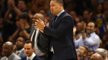 Cleveland Cavaliers Tyronn Lue (Photo by Gregory Shamus/Getty Images)