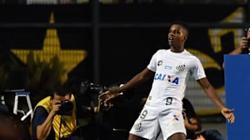Rodrygo of Brazil's Santos, celebrates his goal against Uruguay's Nacional, during their 2018 Copa Libertadores football match held at Arena Pacaembu, in Sao Paulo, Brazil, on March 15, 2018. / AFP PHOTO / NELSON ALMEIDA (Photo credit should read NELSON ALMEIDA/AFP/Getty Images)