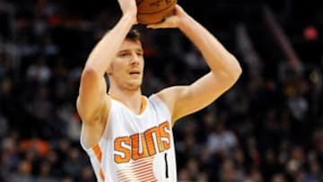 Jan 13, 2015; Phoenix, AZ, USA; Phoenix Suns guard Goran Dragic (1) prepares to pass during the third quarter against the Cleveland Cavaliers at US Airways Center. Phoenix won 107-100. Mandatory Credit: Casey Sapio-USA TODAY Sports
