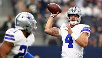 ARLINGTON, TX - OCTOBER 08: Dak Prescott