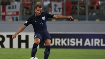 VALLETTA, MALTA - SEPTEMBER 01: Harry Kane of England scores their first goal during the FIFA 2018 World Cup Qualifier between Malta and England at Ta'Qali National Stadium on September 1, 2017 in Valletta, Malta. (Photo by Julian Finney/Getty Images)