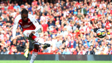 LONDON, ENGLAND - SEPTEMBER 09: Alexandre Lacazette of Arsenal scores his sides second goal during the Premier League match between Arsenal and AFC Bournemouth at Emirates Stadium on September 9, 2017 in London, England. (Photo by Clive Rose/Getty Images)