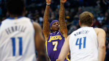 DALLAS, TX - FEBRUARY 10: Isaiah Thomas #7 of the Los Angeles Lakers shoots as the Lakers play the Dallas Mavericks in the second half at American Airlines Center on February 10, 2018 in Dallas, Texas. The Mavericks won 130-123. (Photo by Ron Jenkins/Getty Images)