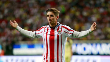 ZAPOPAN, MEXICO - MARCH 16: Isaac Brizuela of Chivas gestures during the 1th round match between Chivas and America as part of the Torneo Clausura 2019 Liga MX at Akron Stadium on March 16, 2019 in Zapopan, Mexico. (Photo by Alfredo Moya/Jam Media/Getty Images)