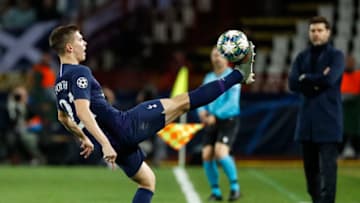 BELGRADE, SERBIA - NOVEMBER - 06: Juan Foyth (L) of Tottenham Hotspur in action during the UEFA Champions League group B match between Crvena Zvezda and Tottenham Hotspur at Rajko Mitic Stadium on November 6, 2019 in Belgrade, Serbia. (Photo by Srdjan Stevanovic/Getty Images)