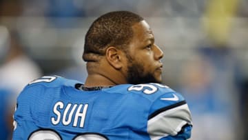 DETROIT, MI - DECEMBER 14: Ndamukong Suh #90 of the Detroit Lions participates in pre game warm ups prior to the game against the Minnesota Vikings at Ford Field on December 14, 2014 in Detroit, Michigan. (Photo by Gregory Shamus/Getty Images)