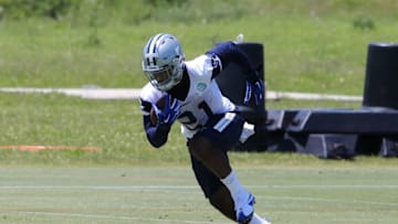 May 6, 2016; Irving, TX, USA; Dallas Cowboys number one draft pick Ezekiel Elliott (21) runs drills during rookie minicamp at Dallas Cowboys headquarters at Valley Ranch. Mandatory Credit: Matthew Emmons-USA TODAY Sports