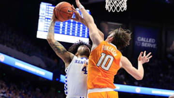 LEXINGTON, KENTUCKY - MARCH 03: Nick Richards #4 of the Kentucky Wildcats shoots while defended by John Fulkerson #10 of the Tennessee Volunteers at Rupp Arena on March 03, 2020 in Lexington, Kentucky. (Photo by Andy Lyons/Getty Images)