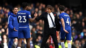 LONDON, ENGLAND - OCTOBER 21: Michy Batshuayi of Chelsea and Antonio Conte, Manager of Chelsea embrace after the Premier League match between Chelsea and Watford at Stamford Bridge on October 21, 2017 in London, England. (Photo by David Ramos/Getty Images)