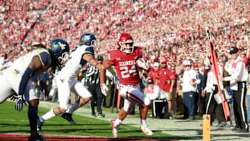 NORMAN, OK - NOVEMBER 25: Running back Rodney Anderson