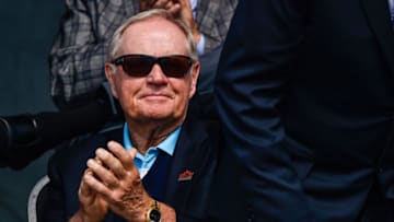 OAKVILLE, QC - JULY 25: Jack Nicklaus applauds during the opening ceremonies and hall of fame induction of the RBC Canadian Open at Glen Abbey Golf Course on July 25, 2017 in Oakville, Ontario, Canada. (Photo by Minas Panagiotakis/Getty Images)