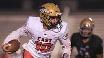 Bullitt East's Travis Egan runs for yardage in second half against Male Friday. Oct. 22, 2021Louisville Male Vs Bullitt East Football 2021