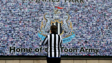 NEWCASTLE UPON TYNE, ENGLAND - NOVEMBER 03: A Newcastle United fan waits outside the stadium prior to the Premier League match between Newcastle United and Watford FC at St. James Park on November 3, 2018 in Newcastle upon Tyne, United Kingdom. (Photo by Nigel Roddis/Getty Images)