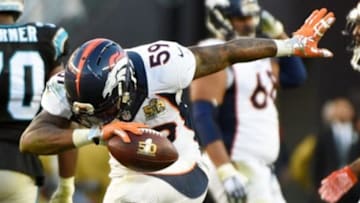 Feb 7, 2016; Santa Clara, CA, USA; Denver Broncos inside linebacker Danny Trevathan (59) strikes a pose during the second quarter against the Carolina Panthers in Super Bowl 50 at Levi