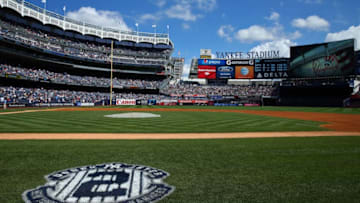 NEW YORK, NY - SEPTEMBER 07: A logo commemorating the career of Derek Jeter #2 of the New York Yankees is seen painted on the field during Derek Jeter Day on September 7, 2014 before the game between the New York Yankees and the Kansas City Royals at Yankee Stadium in the Bronx borough of New York City. (Photo by Elsa/Getty Images)