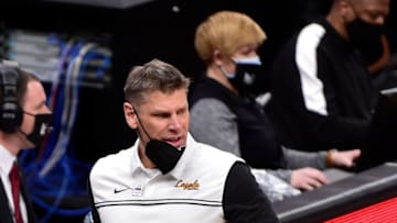 Mar 6, 2021; St. Louis, Missouri, USA; Loyola Ramblers head coach Porter Moser looks on during the first half against the Indiana State Sycamores in the semifinals of the Missouri Valley Conference Tournament at Enterprise Center. Mandatory Credit: Jeff Curry-USA TODAY Sports