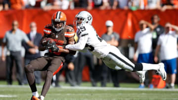 CLEVELAND, OH - SEPTEMBER 27: Marlon Moore #15 of the Cleveland Browns makes a catch in front of David Amerson #29 of the Oakland Raiders during the fourth quarter at FirstEnergy Stadium on September 27, 2015 in Cleveland, Ohio. (Photo by Joe Robbins/Getty Images)