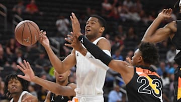 LAS VEGAS, NEVADA - APRIL 20: Cassius Stanley #4 is fouled as he drives to the basket against Boogie Ellis #23 during the Jordan Brand Classic boys high school all-star basketball game at T-Mobile Arena on April 20, 2019 in Las Vegas, Nevada. (Photo by Ethan Miller/Getty Images)