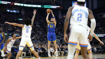 SAN FRANCISCO, CALIFORNIA - FEBRUARY 06: Klay Thompson #11 of the Golden State Warriors shoots against the Oklahoma City Thunder during the first quarter at Chase Center on February 06, 2023 in San Francisco, California. NOTE TO USER: User expressly acknowledges and agrees that, by downloading and or using this photograph, User is consenting to the terms and conditions of the Getty Images License Agreement. (Photo by Thearon W. Henderson/Getty Images)
