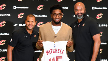 CLEVELAND, OHIO - SEPTEMBER 14: (L to R) Cleveland Cavaliers president of basketball operations Koby Altman, Donovan Mitchell and head coach J. B. Bickerstaff pose for a photo during a press conference where Mitchell was introduced at Rocket Mortgage Fieldhouse on September 14, 2022 in Cleveland, Ohio. NOTE TO USER: User expressly acknowledges and agrees that, by downloading and or using this Photograph, User is consenting to the terms and conditions of the Getty Images License Agreement. (Photo by Nick Cammett/Getty Images)