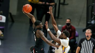Jan 16, 2021; Baton Rouge, Louisiana, USA; South Carolina Gamecocks forward Keyshawn Bryant (24) is fouled going to the basket by LSU Tigers forward Darius Days (4) during the second half at the Pete Maravich Assembly Center. Mandatory Credit: Stephen Lew-USA TODAY Sports