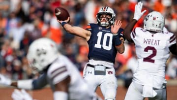 Auburn football quarterback Bo Nix (10) passes against Mississippi State at Jordan-Hare Stadium in Auburn, Ala., on Saturday, Nov. 13, 2021.