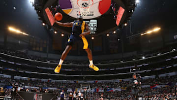LOS ANGELES, CA - FEBRUARY 17: Victor Oladipo #4 of the Indiana Pacers dunks the ball during the Verizon Slam Dunk Contest during State Farm All-Star Saturday Night as part of the 2018 NBA All-Star Weekend on February 17, 2018 at STAPLES Center in Los Angeles, California. NOTE TO USER: User expressly acknowledges and agrees that, by downloading and/or using this photograph, user is consenting to the terms and conditions of the Getty Images License Agreement. Mandatory Copyright Notice: Copyright 2018 NBAE (Photo by Nathaniel S. Butler/NBAE via Getty Images)