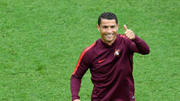 Portugal's forward Cristiano Ronaldo gestures ahead the Euro 2016 group F football match between Portugal and Austria at the Parc des Princes in Paris on June 18, 2016. / AFP / MIGUEL MEDINA (Photo credit should read MIGUEL MEDINA/AFP via Getty Images)