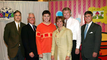 (l to r) President of Nickelodeon Herb Scannell, VP & GM of Toys "R" Us Times Square Elliott Wahle, "Joe" Donovan Patton, Senior VP of Nick Consumer Products Lee Anne Brodsky, President Toys "R" Us U.S. Greg Staley, and President of Nick Enterprises Jeff Dunn during the new "Blue's Clues" host Joe (Donovan Patton) first personal appearance at Toys "R" Us Times Square in New York City. 6/27/02 Photo by Scott Gries/ImageDirect