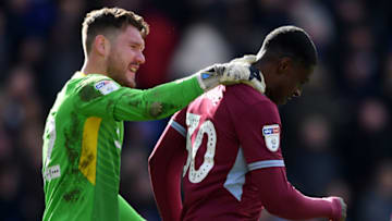 BIRMINGHAM, ENGLAND - MARCH 10: Jed Steer and Kortney Hause of Aston Villa celebrate victory during the Sky Bet Championship match between Birmingham City and Aston Villa at St Andrew's Trillion Trophy Stadium on March 10, 2019 in Birmingham, England. (Photo by Alex Davidson/Getty Images)