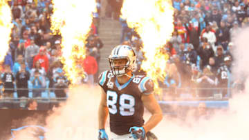 CHARLOTTE, NC - NOVEMBER 13: Carolina Panthers Tight End Greg Olsen (88) during the NFL game between the Kansas City Chiefs and the Carolina Panthers on November 13, 2016, at Bank of America Stadium in Charlotte, North Carolina.(Photo by Chris Rodier/Icon Sportswire via Getty Images)