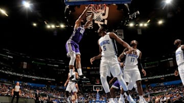 ORLANDO, FL - OCTOBER 30: Willie Cauley-Stein #00 of the Sacramento Kings dunks the ball against the Orlando Magic on October 30, 2018 at Amway Center in Orlando, Florida. NOTE TO USER: User expressly acknowledges and agrees that, by downloading and/or using this Photograph, user is consenting to the terms and conditions of the Getty Images License Agreement. Mandatory Copyright Notice: Copyright 2018 NBAE (Photo by Fernando Medina/NBAE via Getty Images)